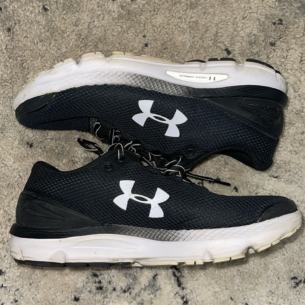 Under Armour SpeedFormGemini Running Shoes — Women’s 8.5